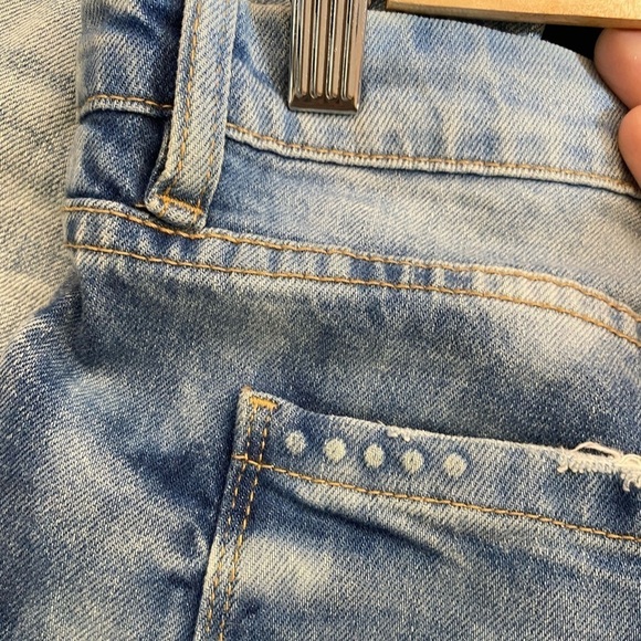 Blank NYC straight leg distressed bleach wash slub jeans - Picture 11 of 13